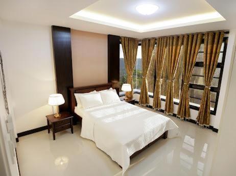 Tagaytay Transient Ph Villa Tagaytay City ภายนอก รูปภาพ
